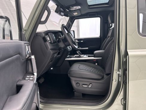 Thumbnail 11