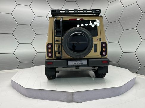 Thumbnail 4