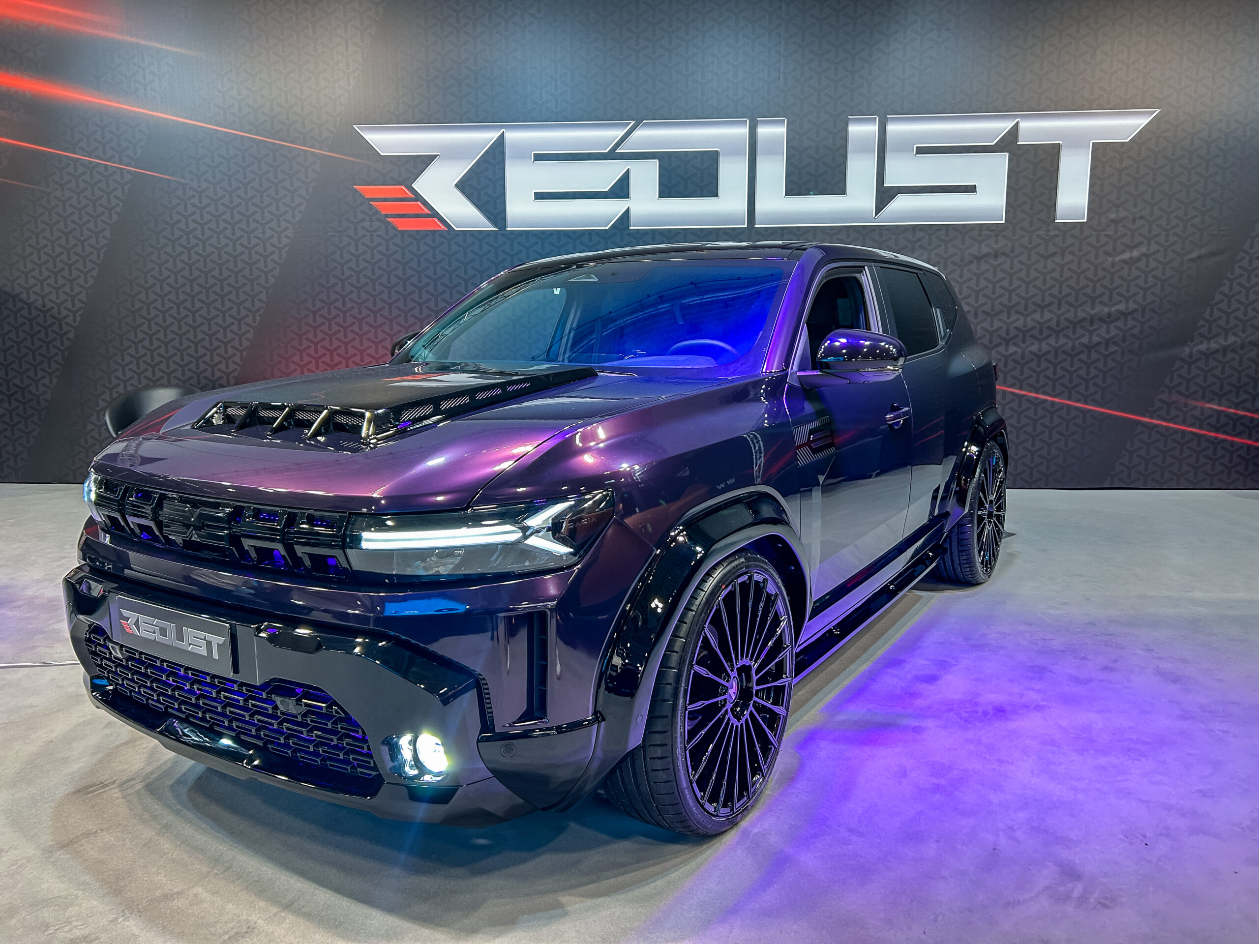 REDUST Grand Safari World Premiere